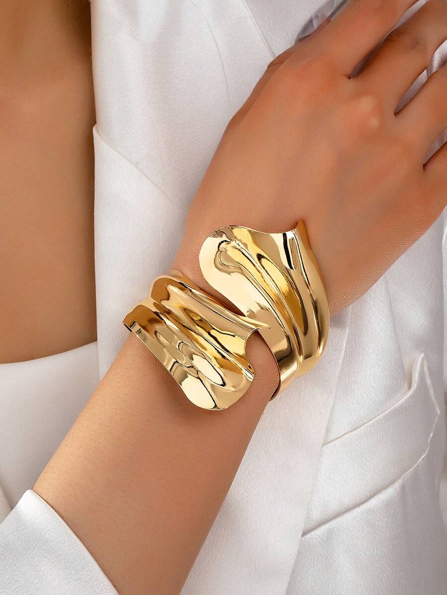 1 Peça Pulseira Metalizada Minimalista com Plissados Geométricos na Moda, Design Texturizado Adequado para Uso Diário de Mulheres