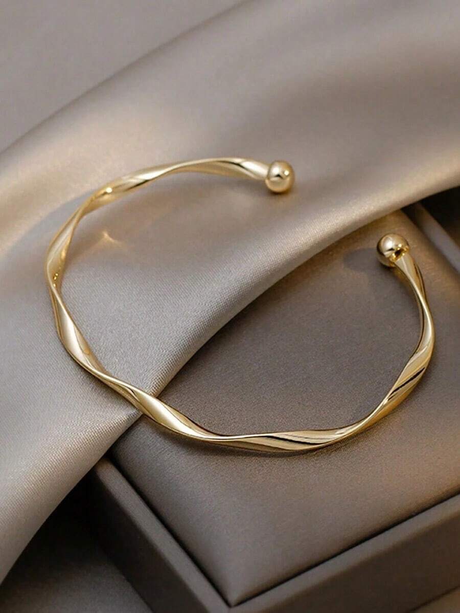 1pc Minimalist Silver Twisted Elegant Fashion Bracelet, Niche Design For Women, Chic Style