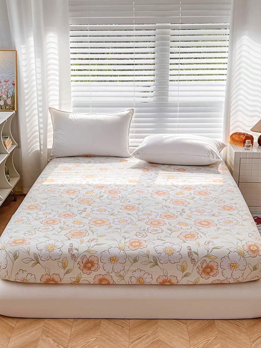 1pc Orange & White Floral Print Fitted Sheet With Deep Pocket, Green Leaf Fresh Farmhouse Style, Hypoallergenic Polyester Fabric, Comfortable & Skin-Friendly, Home & Dorm Bedding Decor