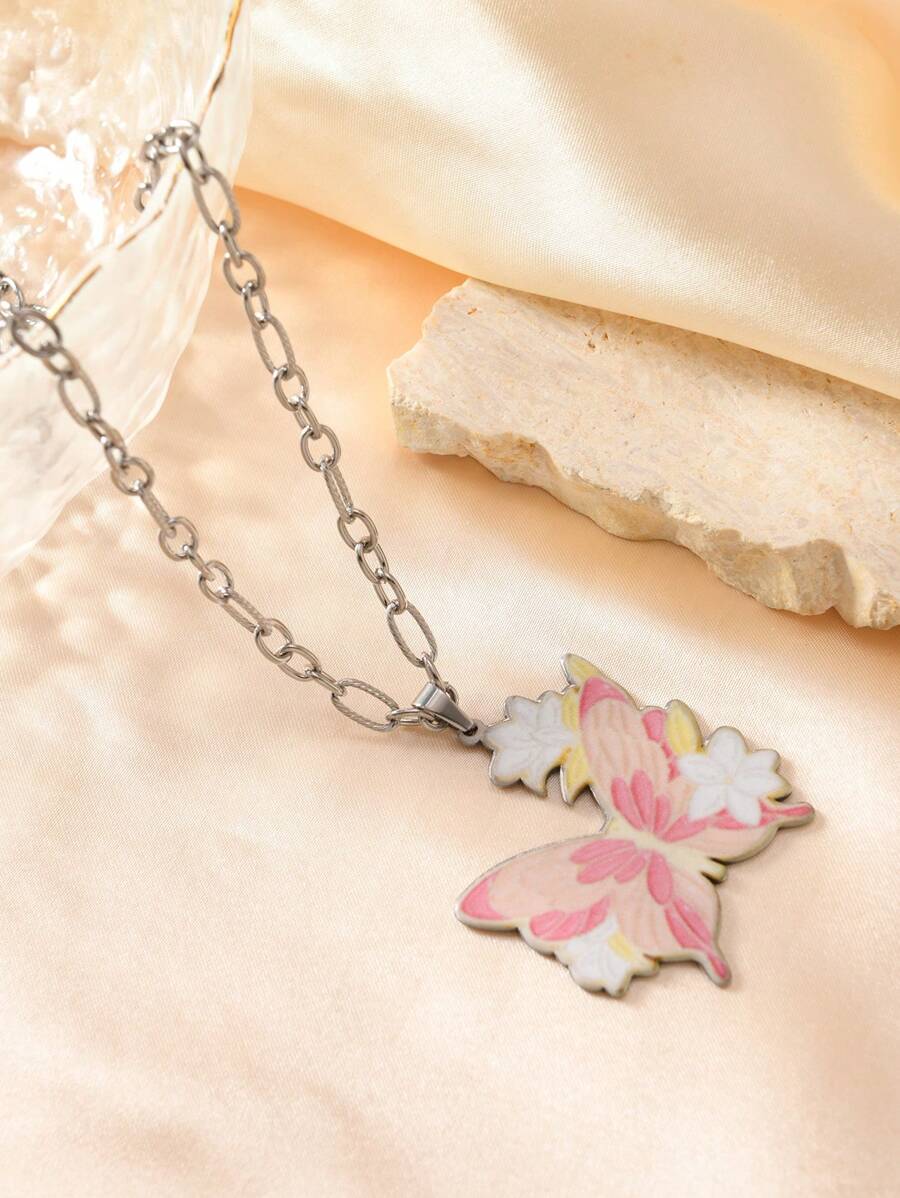 1pc Creative & Fashion Stainless Steel Butterfly Pendant Necklace, Suitable For Women, Daily Outfit, Festivals, Dates, Engagements, Weddings, Gift For Lovers, Friends, Families