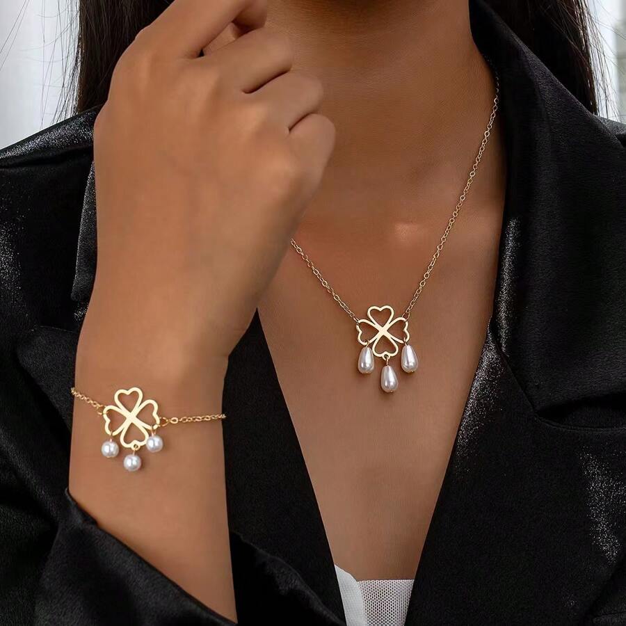 Set de 2 piezas: brazalete y collar de perlas artificiales con diseño floral hueco, regalo para mujeres