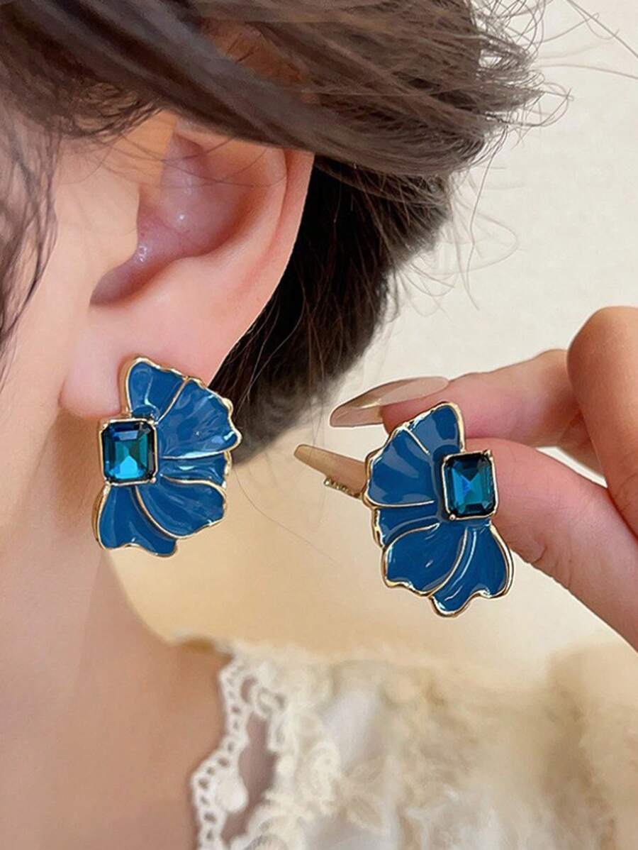 1 Pair Vintage Minimalist Flower Drop Earrings, Fashionable Earring Studs For Women, Suitable For Festival & Daily Wear