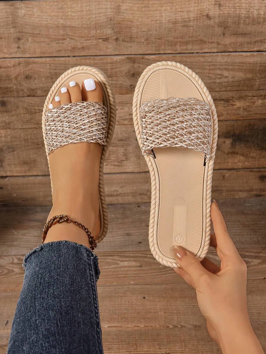 1 Pair Summer New Arrival Fashionable Teenager Slippers, Straw Woven Outsole, Woven Upper Design, Casual Strap Versatile Style