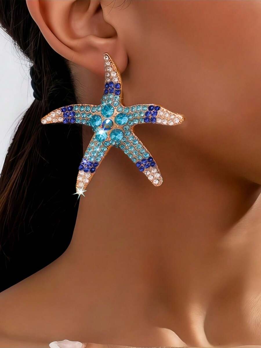 1pc Fashion Personalized Summer Beach Ocean Style Starfish Rhinestone Ombre Blue Metal Earrings, Metallic Texture, Suitable For Daily Wear, Festivals, Parties, And Beach Vacations