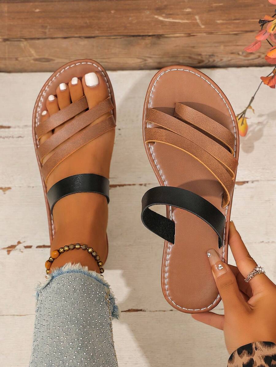 Damen Flache Sandalen, europäischer und amerikanischer modischer legerer Rundzehenriemen, verstellbarer Riemen, Zehentrenner, Slip-On Strandpantoffeln