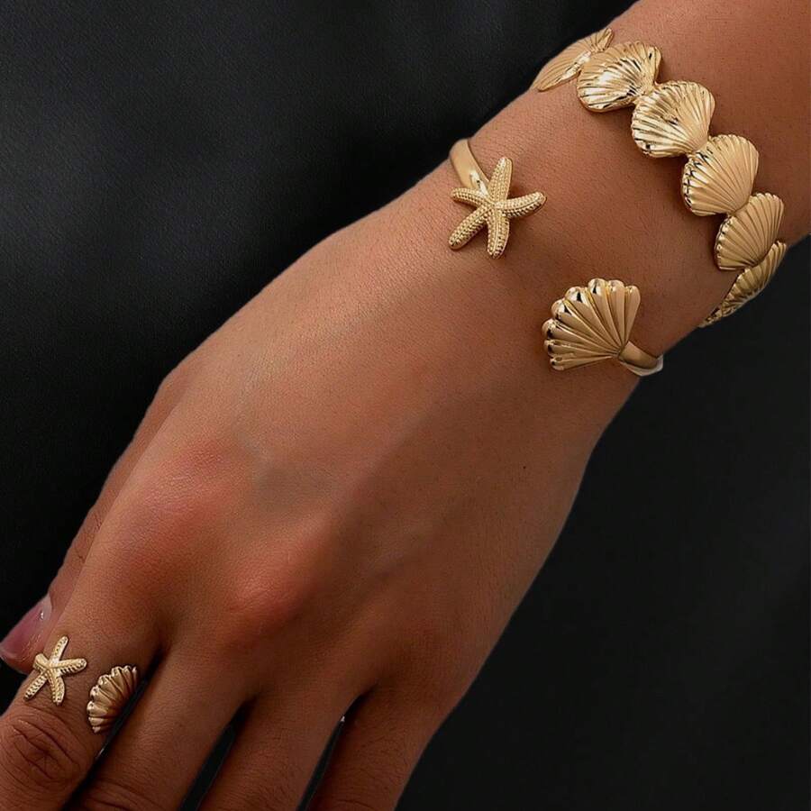 Set de 3 piezas con tema marino, brazalete y anillos abiertos con estrellas de mar y conchas