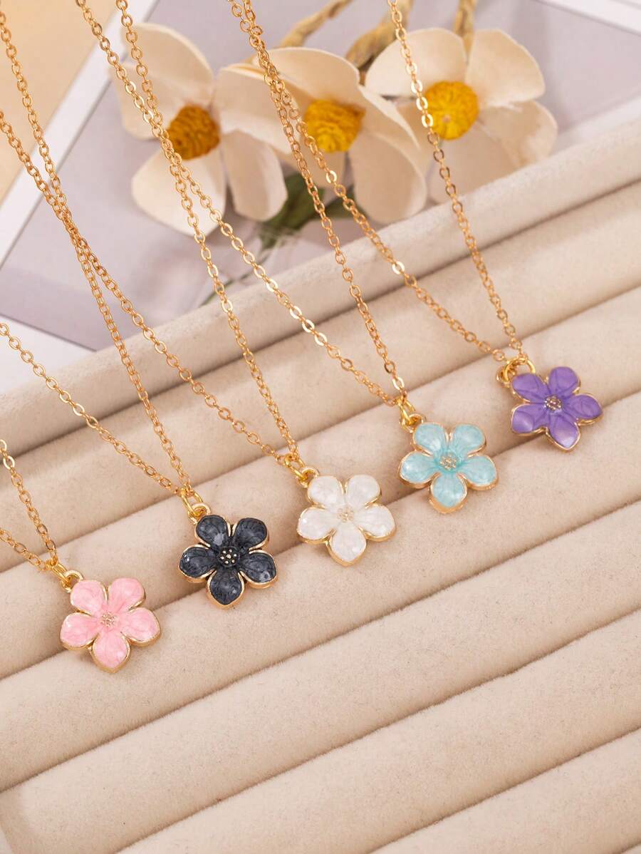 1pc Fashion Personalized Minimalist Floral Pendant Necklace, Suitable For Daily Decoration And Wearing, Makes A Great Gift For Family, Friends, Classmates, And Girls