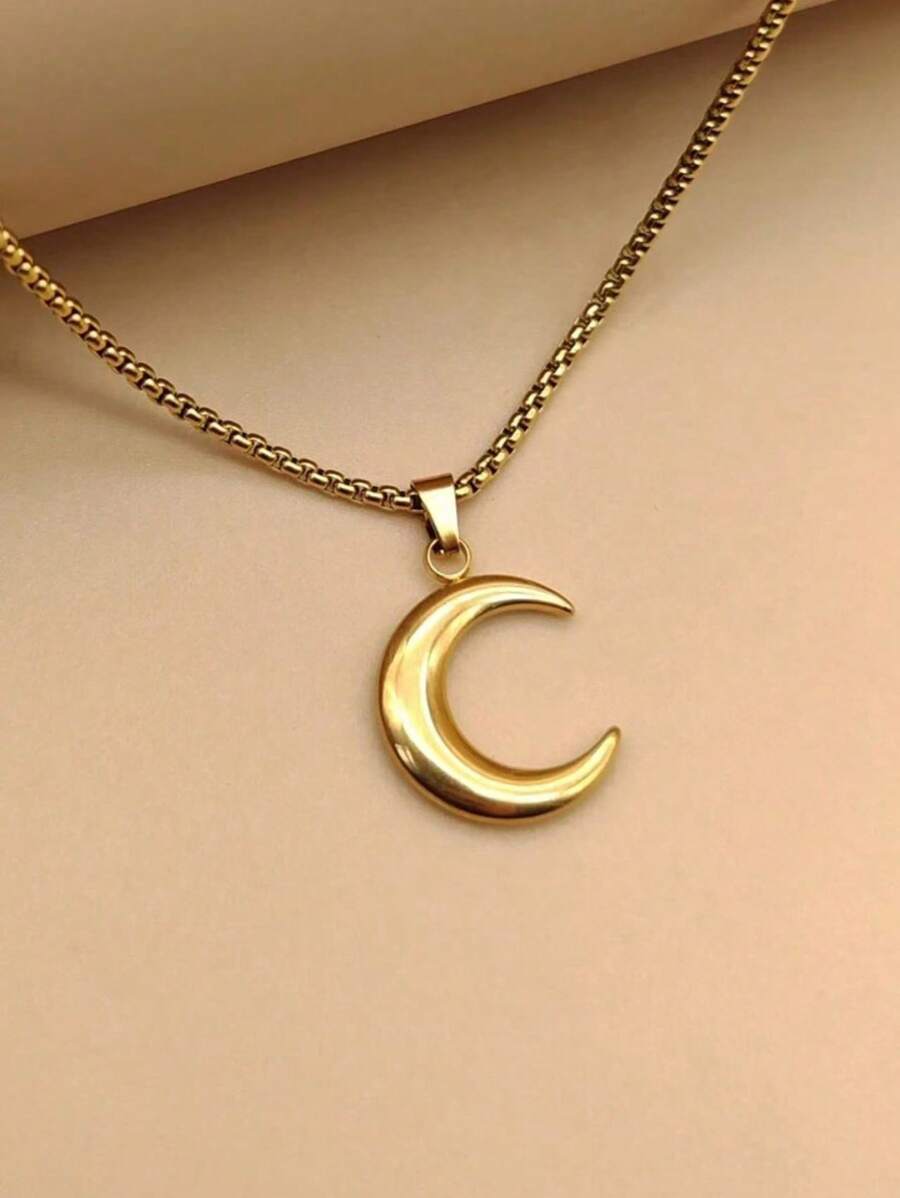Un colgante de luna grande de acero inoxidable dorado, colgante de media luna, collar de joyería como regalo para uso diario de damas