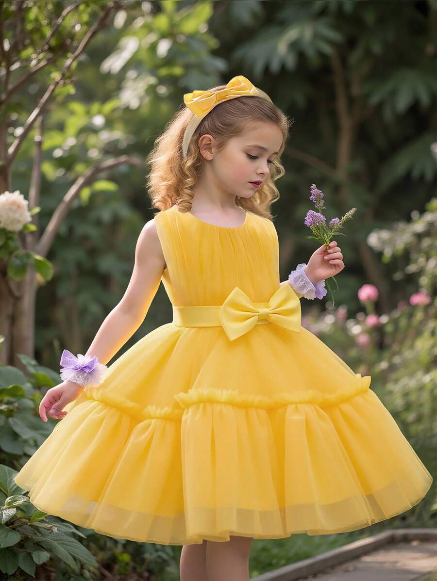 Einfarbiges Kleid aus Netzsatin mit Schleife an der Taille und bauschigem Rock für Kleine Mädchen mit Haar-Accessoire, süß und elegant