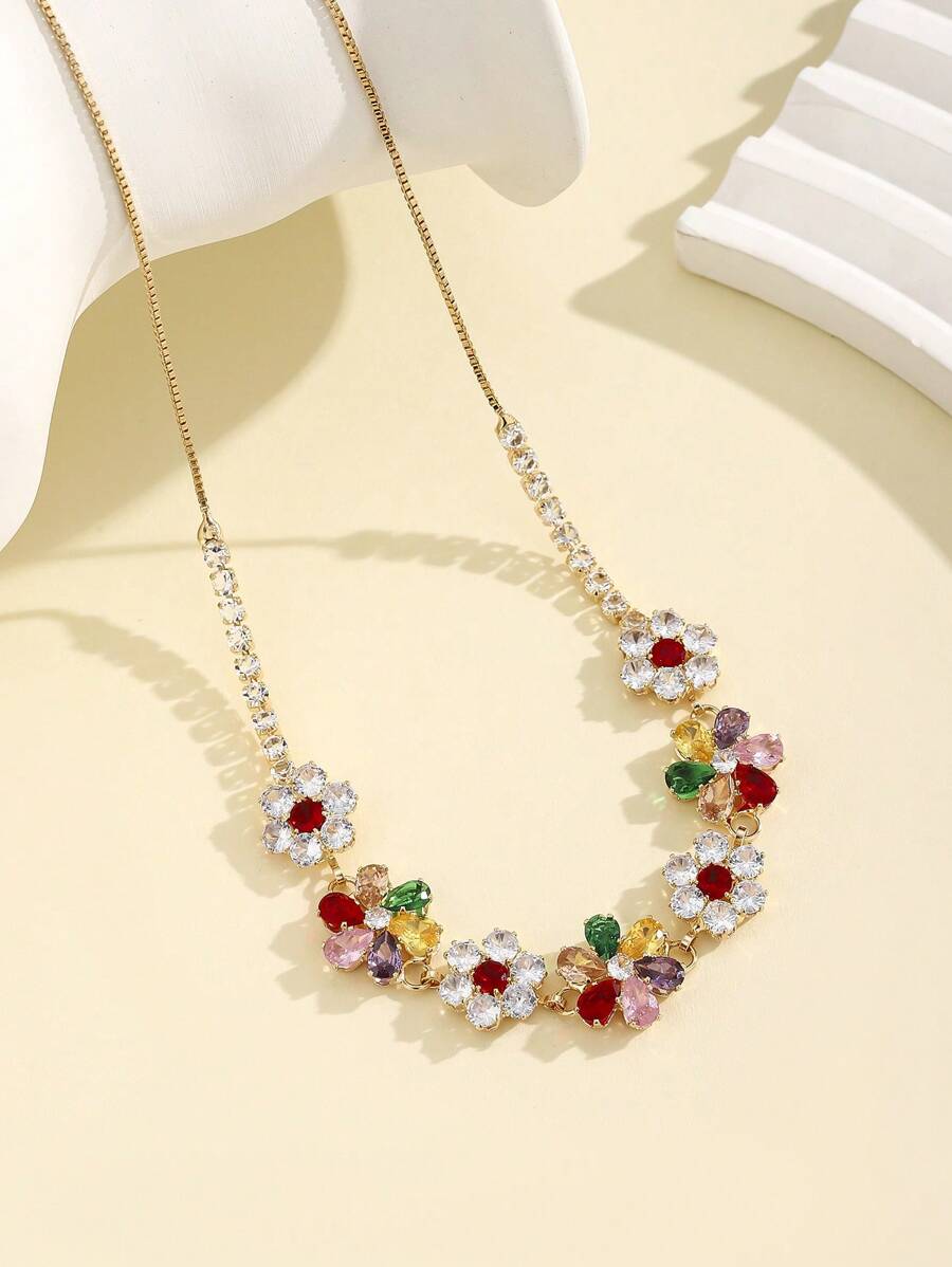 1 pièce Collier fleur multicolore de luxe élégant en cuivre avec griffe de mode