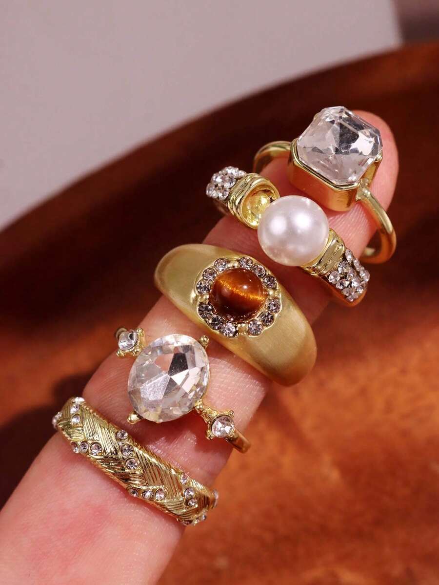 Conjunto de 4 anéis elegantes com pérolas e strass, conjunto de joias de luxo versáteis para mulheres, uso diário, viagens, feriados