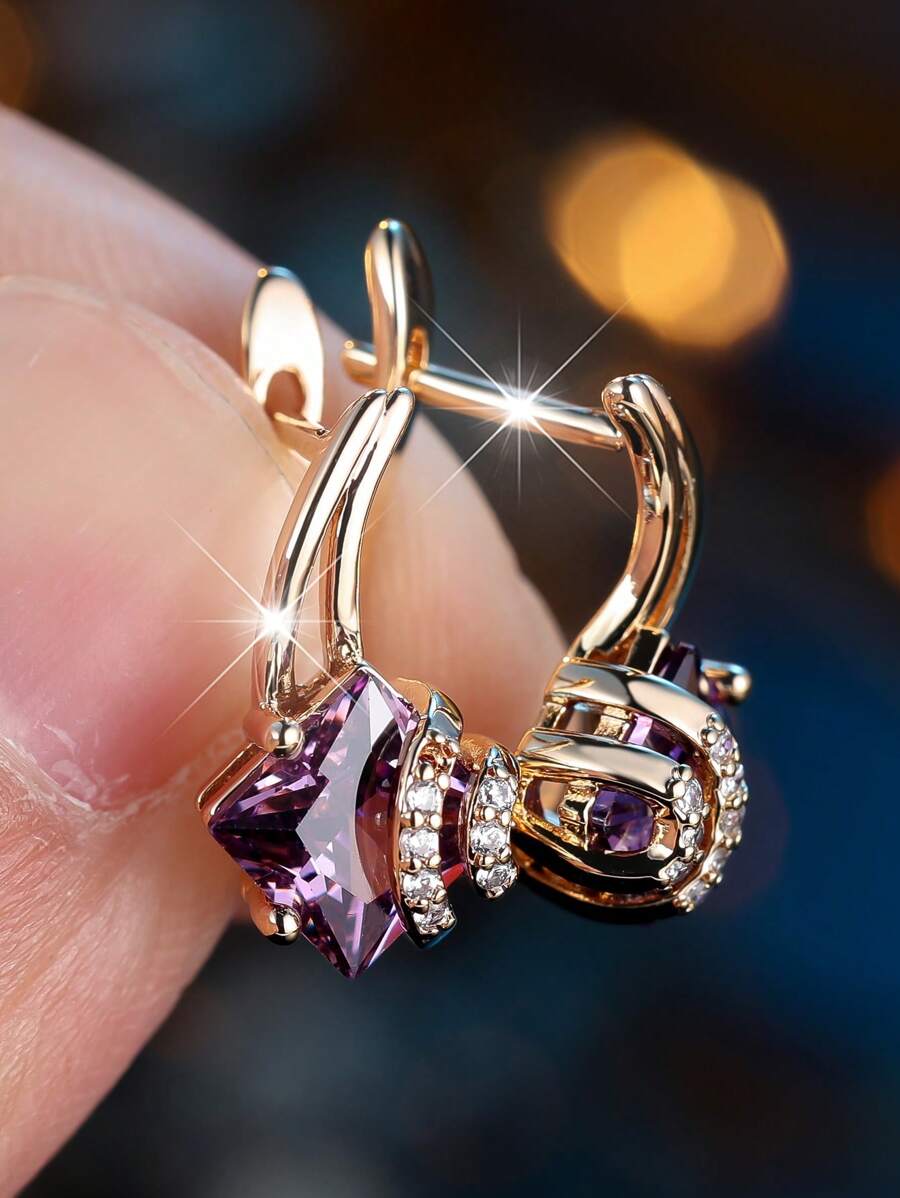Vanel 2 peças de brincos de cobre estilo palácio em tom dourado com zircônia cúbica roxa incrustada, brincos femininos estilosos adequados para uso diário, datas e decorações