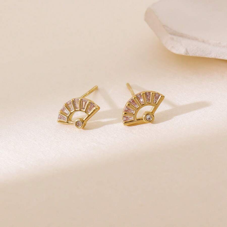 1 Pair Minimalist Zirconia Inlaid Fan Shaped Stud Earrings For Women, Unique Design, New