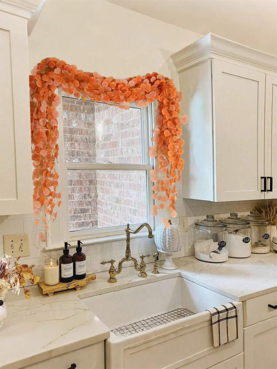 Artificial Eucalyptus Fall Garland,Faux Eucalyptus Leaves Hanging Plants Greenery Orange Leave Vines Table Runner Ivy Backdrop Decor Indoor Outdoor Thanksgiving Party Garden Autumn Decor Home Kitchen Garden Office Wedding Wall Decor