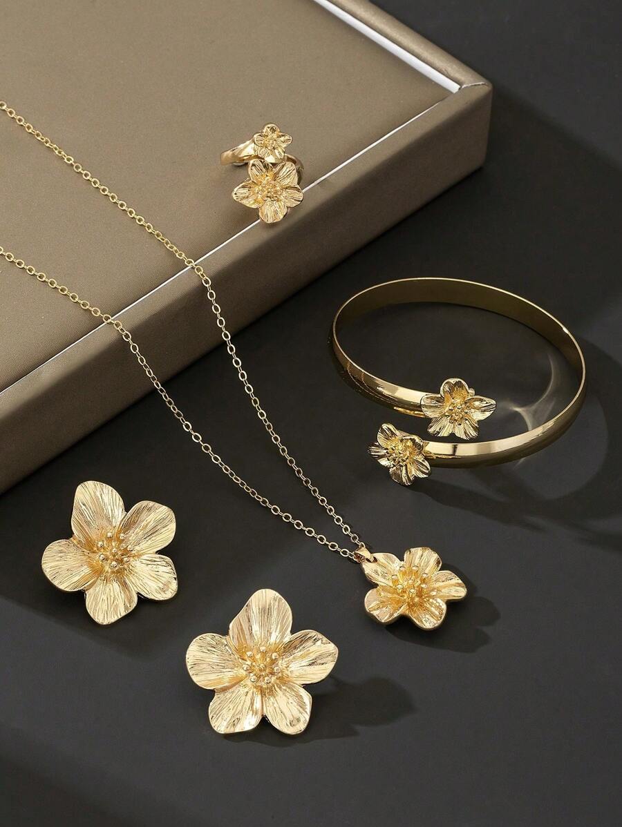 1 Set Luxus goldene blumenförmige Armband, 1 Ring, 1 Halskette, 1 Paar Ohrringe, Schmuckset für Frauen, ideal für Dates, Paargeschenk (ohne Geschenkbox)