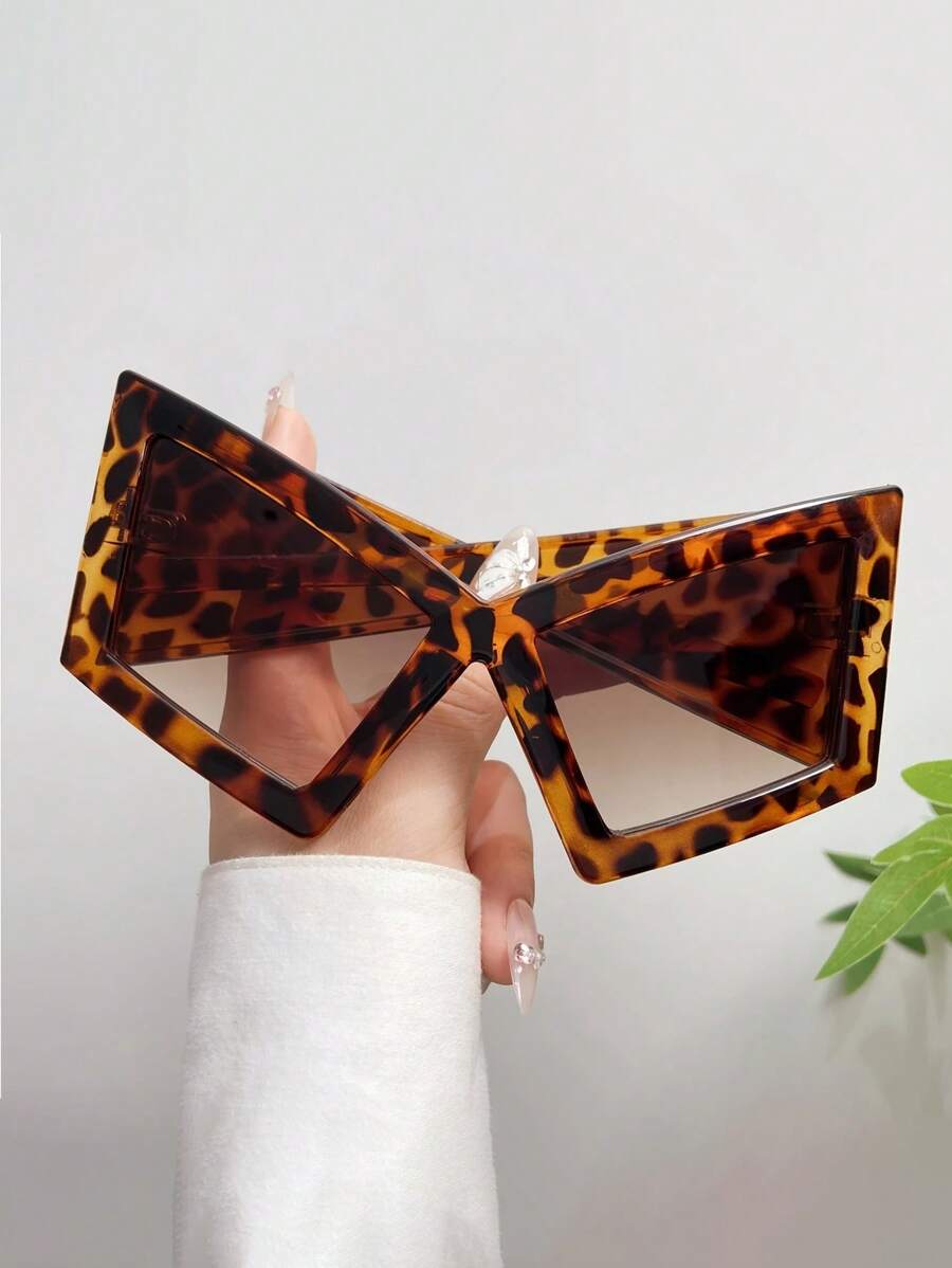 1 Stück personalisierte Oversized Katzenauge Mode Brille, europäischer und amerikanischer personalisierter Hip-Hop Strand Accessoire, Leoparden Muster Farbe Party Mode Brille, Boho Halloween Strand Accessoire für Frauen Brillen Schattierungen Basics Herbst Winter Frauen Outfits Kleidung Geschäfts Lässig Geschenke für Sommer Strand Urlaub, Outdoor, Reise, Grundausstattung für Festivals