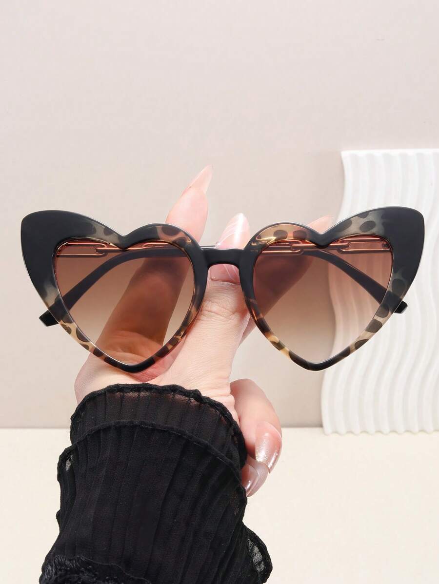 Gafas de moda con marco en forma de corazón - Marco de metal negro, ideal para el Día de San Valentín o uso diario, accesorio romántico, lentes duraderos