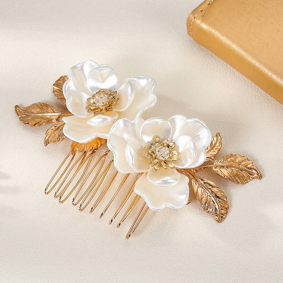 Peineta de pelo con flor de loto blanca y centro dorado, accesorio de boda y novia de alta gama, al por mayor transfronteriza, accesorios para el cabello, accesorios para el cabello, boda, peinetas