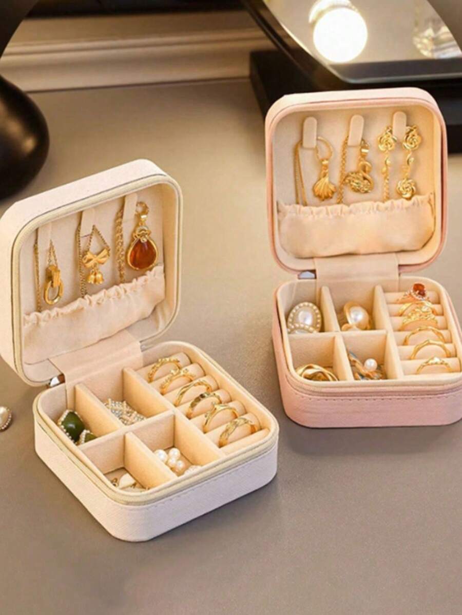 1PC Portable Jewelry Box ,Small PU Leather Travel Jewelry Storage Box, Elegant Organizer For Earrings/Necklaces/Rings Travel-Friendly Giftable Storage Case ,Jewelry Sorting Box For Women's Fashion Accessories, Birthday/Valentine's Gift Idea , Bridesmaid Gifts, Christmas Gifts, Halloween Gifts, Women Gifts, Wedding Gifts