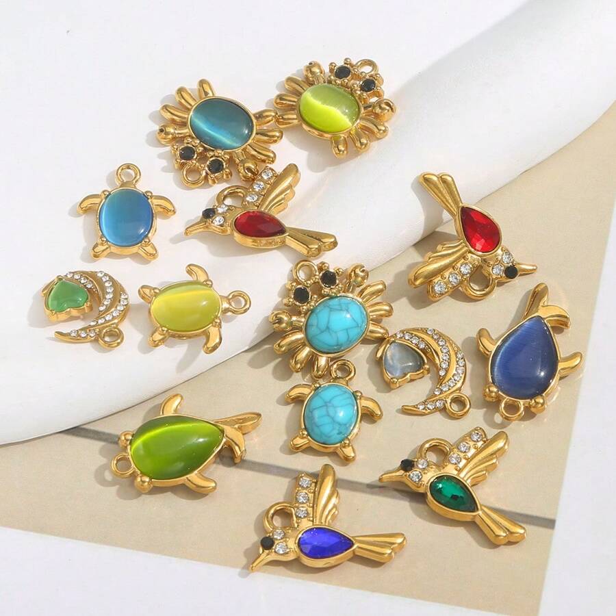 1 Stück Edelstahl vergoldet mit 18 Karat goldfarbenem Tropfölanhänger mit kleinem Fisch und Schildkröte Multi-Element, passendes DIY Schmuckzubehör für den Sommerurlaub am Strand und den täglichen Gebrauch für Frauen