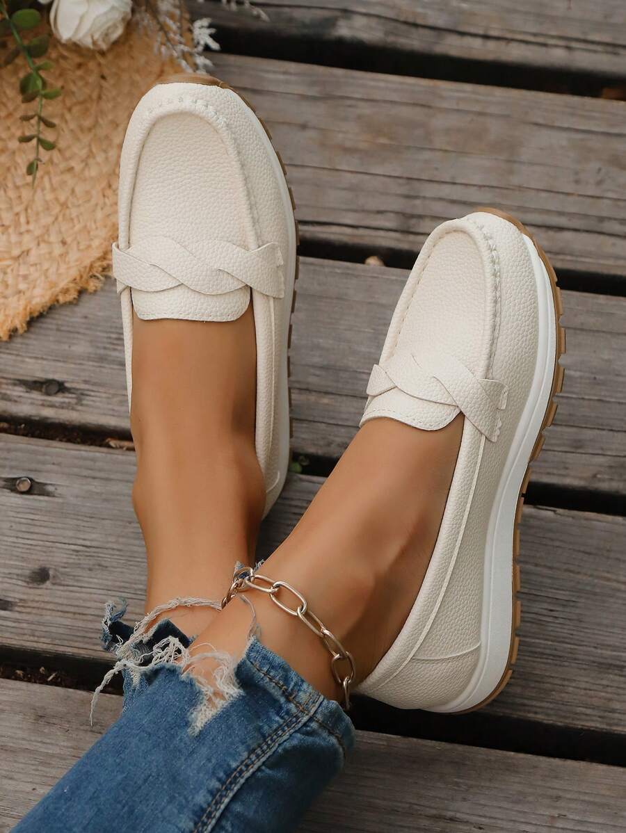 New Spring/Autumn Fashion Plus Size Solid Color Patchwork Flat Loafers, Handmade Lace-Up Slip-On Casual Comfortable Lightweight Driving Shoes, Beige Grain Leather Casual Sneakers For Daily, Commute, Vacation