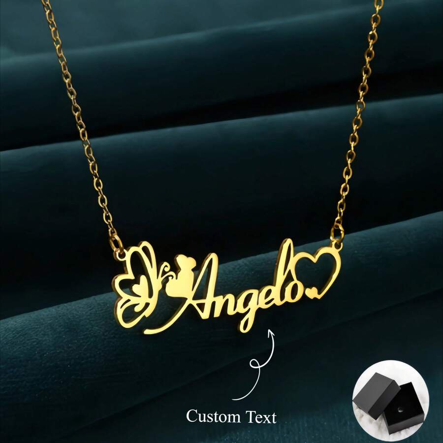 Colar Personalizado com Borboleta e Coração com Nome, Personalize o Seu Nome, Material de Aço Inoxidável, Design Exclusivo, Elegância da Moda, Versátil, Atraente; Colar Figareo Personalizado, Design Fashion Europeu e Americano de Hip Hop, Inclui Colar com Letra em Ondas Corroídas, Acompanha Caixa de Presente Sofisticada de Alta Qualidade, Adequado para Uso Diário e Festa, Ótimo para Casamentos, Presente Ideal para Namorada, Amigos, Perfeito para Dia dos Namorados, Dia das Mães