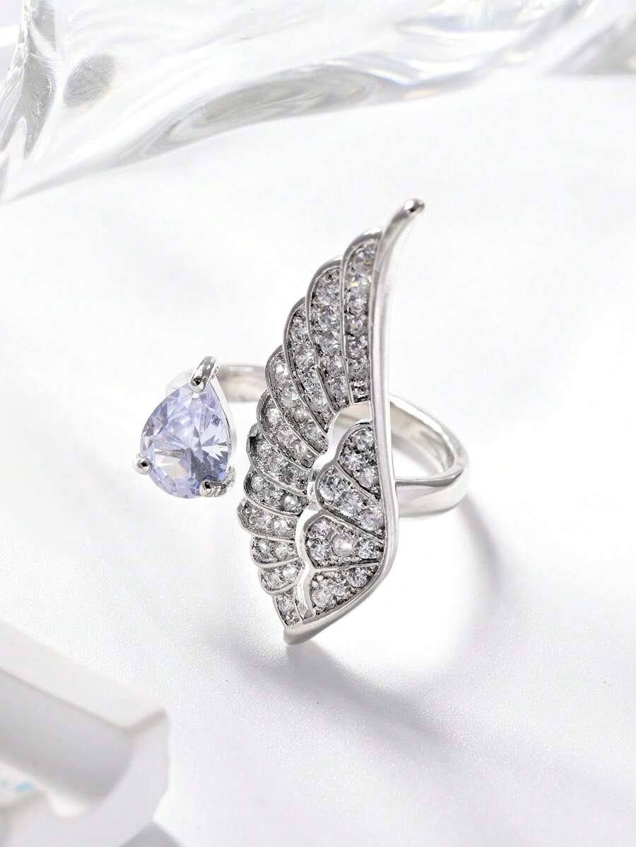 1 Piece Ladies Delicate And Elegant Angel Wings Women's Ring,Teardrop Zirconia With Luxury Rhinestones,Geometric Feather Design Opening Adjustable Ring,Summer Fashion Accessories,Jewelry Gifts For Daily,Vacation,Wedding,Party,Gift,Birthday,Valentine's Day Gift,Mom,Lover.