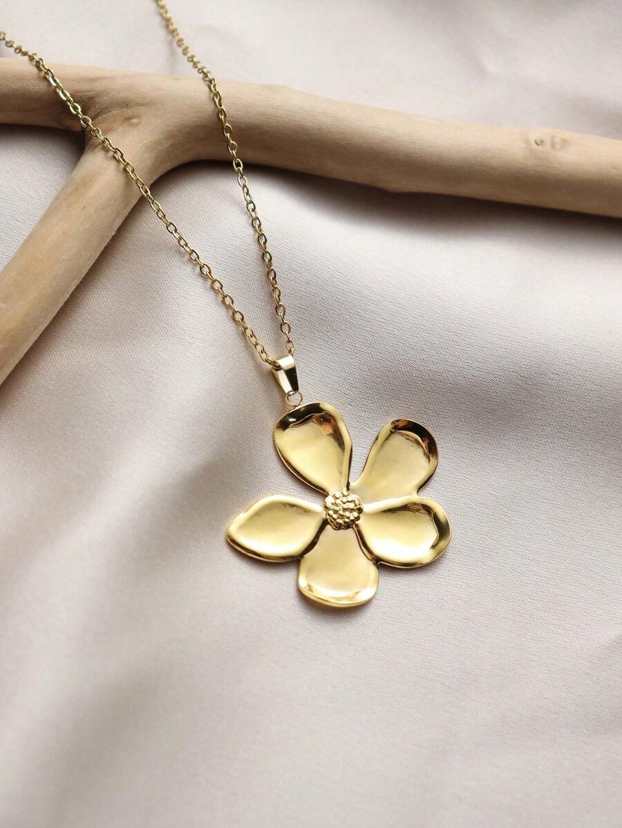 1 pièce Collier pendentif fleur plaqué or, grand design floral, bijou bohème chic pour femmes, parfait pour les tenues d'été et les occasions spéciales