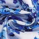 Azul y blanco