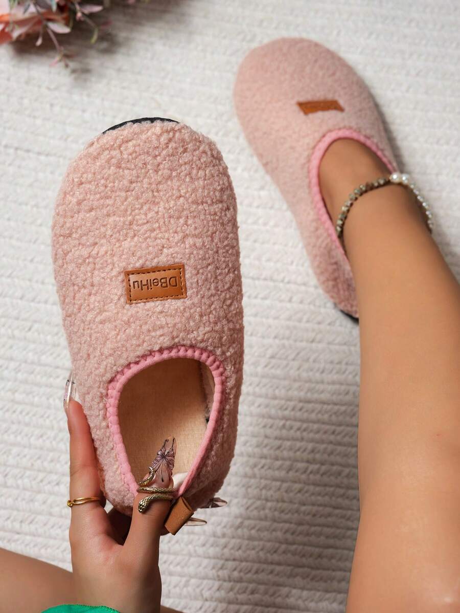 Women's Plush Slip-On Slippers With Heel Coverage, Warm Indoor Slippers For Autumn/Winter, Fashionable Moccasins