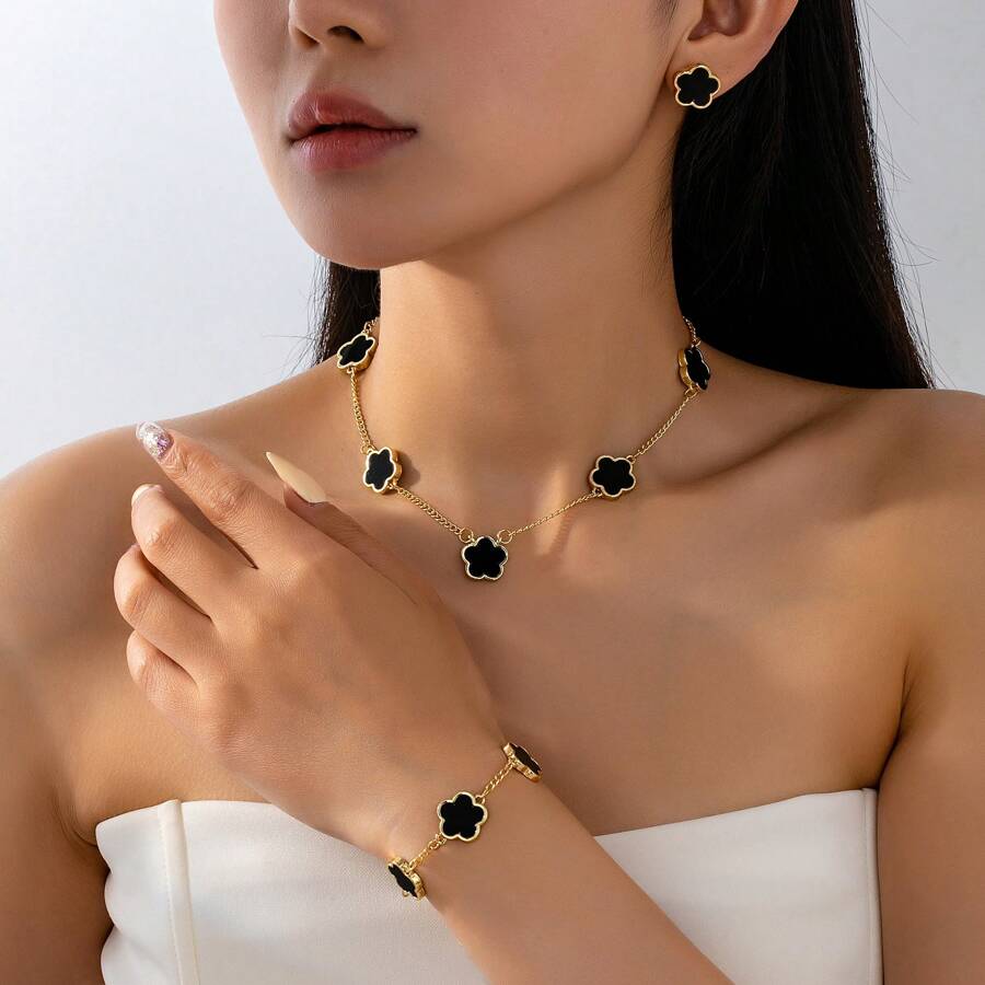 1 Set Women Jewelry Includes 1 Lucky Clover Pendant Necklace, 1 Bracelet, 1 Pair Earrings, Classic & Minimalist Design