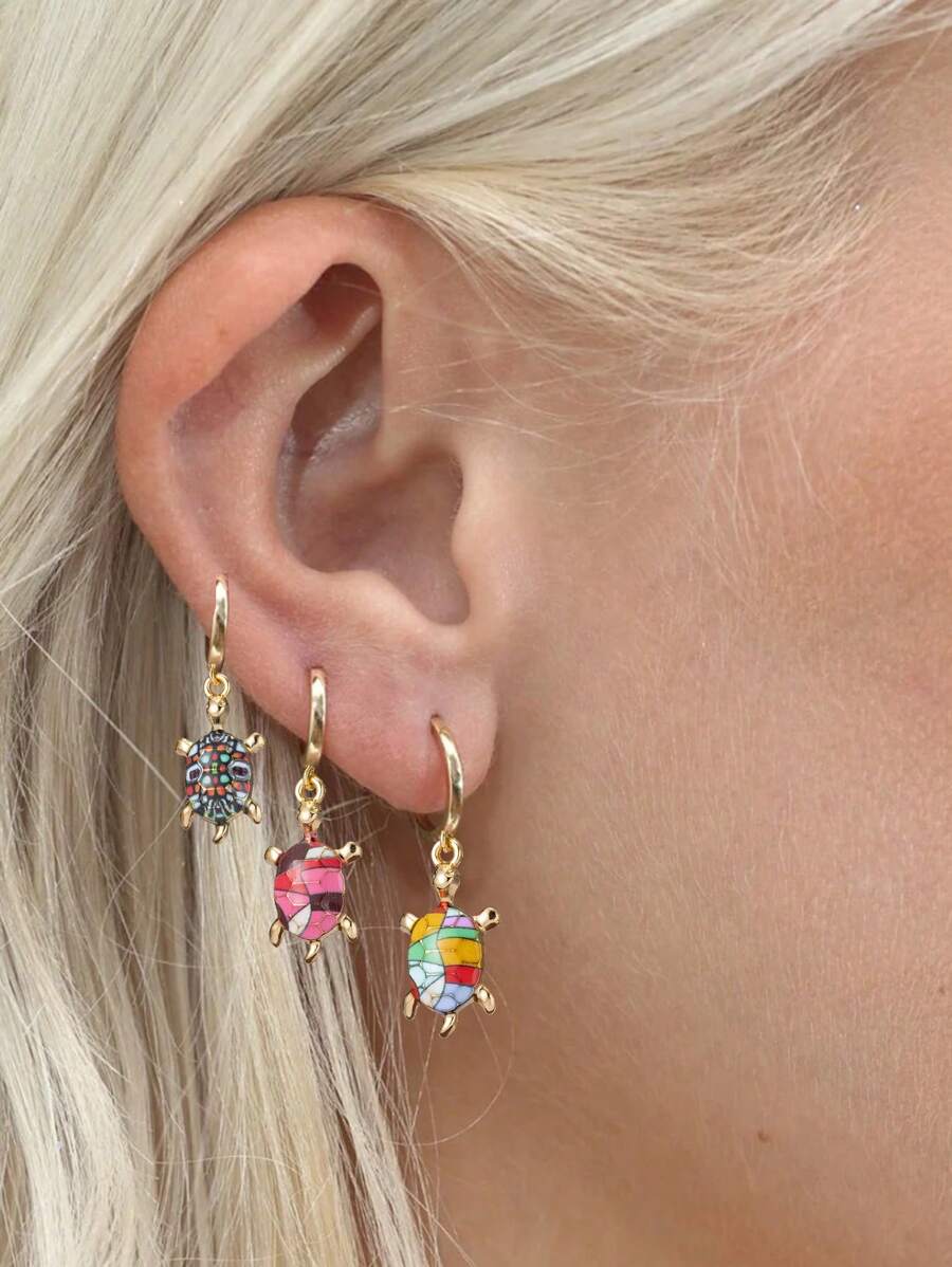 Shescity 2 peças de brincos personalizados versáteis e criativos com gotas de óleo coloridas e vida marinha, adequados para festivais, festas, presentes para melhores amigos ou para uso diário em banquetes femininos