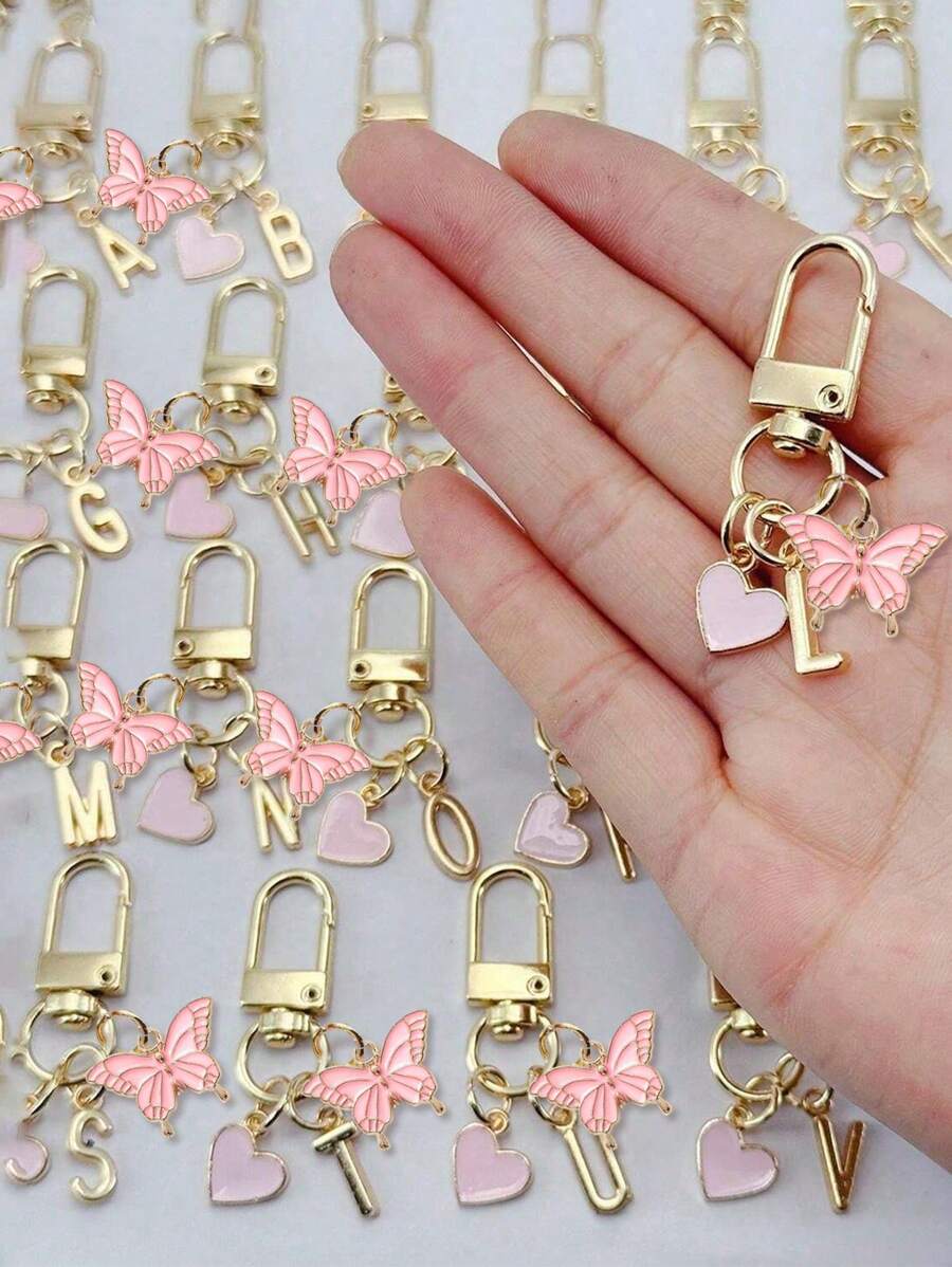 Item indispensável para o verão - Chaveiro com letra em formato de coração e borboleta rosa, com iniciais e mensagem de presente / Carta de amor | Acessório de chaveiro de coração | Pingente de bolsa personalizado | Presente, chaveiro, acessórios exclusivos para celular, design simples, presente para amigos, família, namoradas, acessórios para atividades ao ar livre, acessórios para festas, presentes, lembranças, pingente de bolsa feminina, pingente de carro, presente para meninas, presente personalizado para casamento na praia, presente ideal para madrinhas