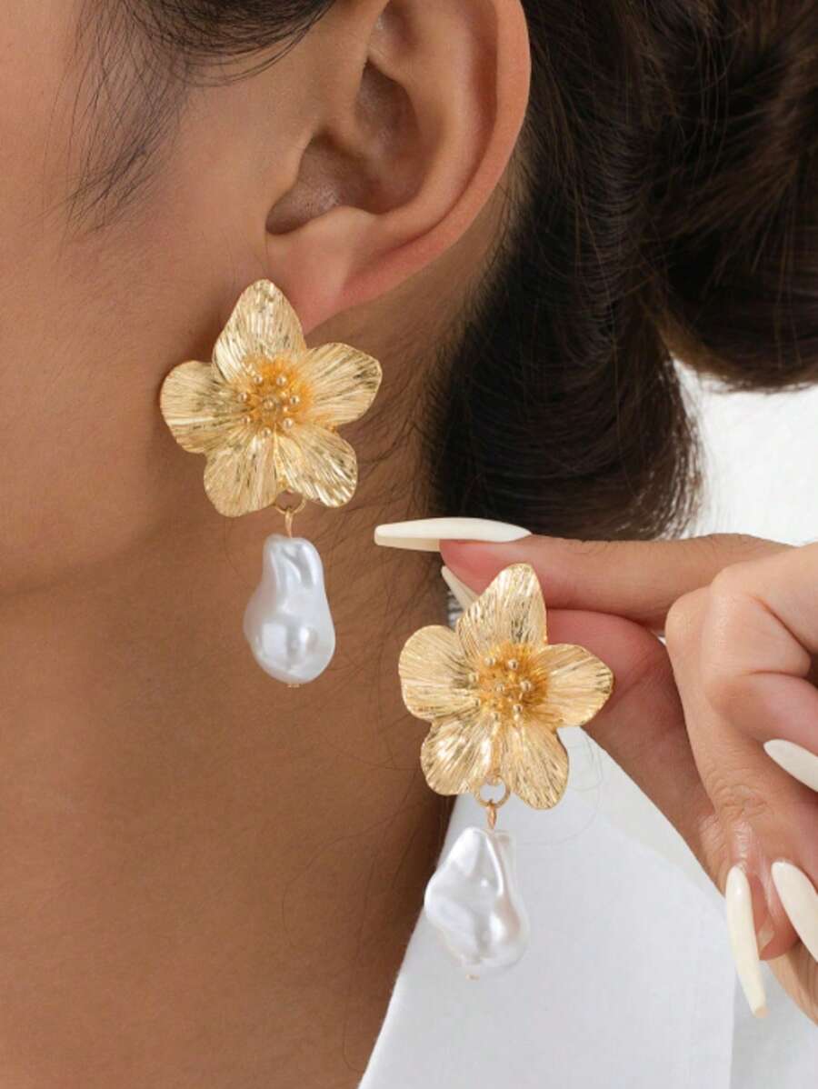 1 Pair Elegant Multi-Color Dopamine-Inspired Golden Flower-Shaped 5-Petal Pearl Earrings, Wedding Gift For Women