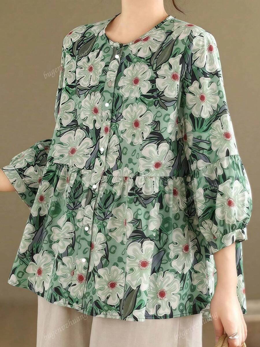 Women's All-Over Botanical Print Button-Front Shirt - Peter Pan Collar 3/4 Sleeve Blouse For Everyday/Festive Occasions/Date Nights, Spring-Fall Wardrobe Must-Have