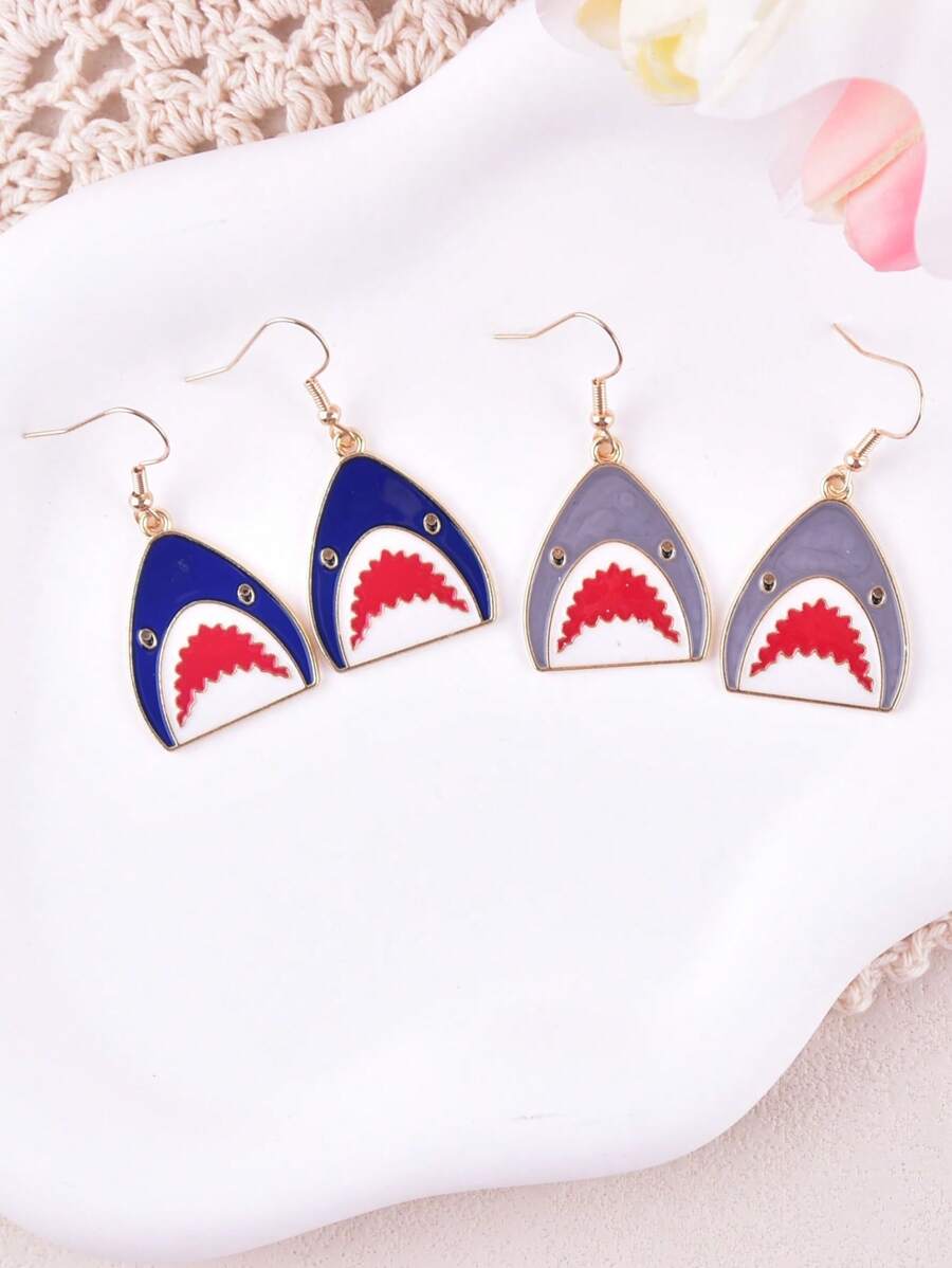 1 par de pendientes con diseño de tiburón lindo para mujeres, decoración de joyería para fiestas