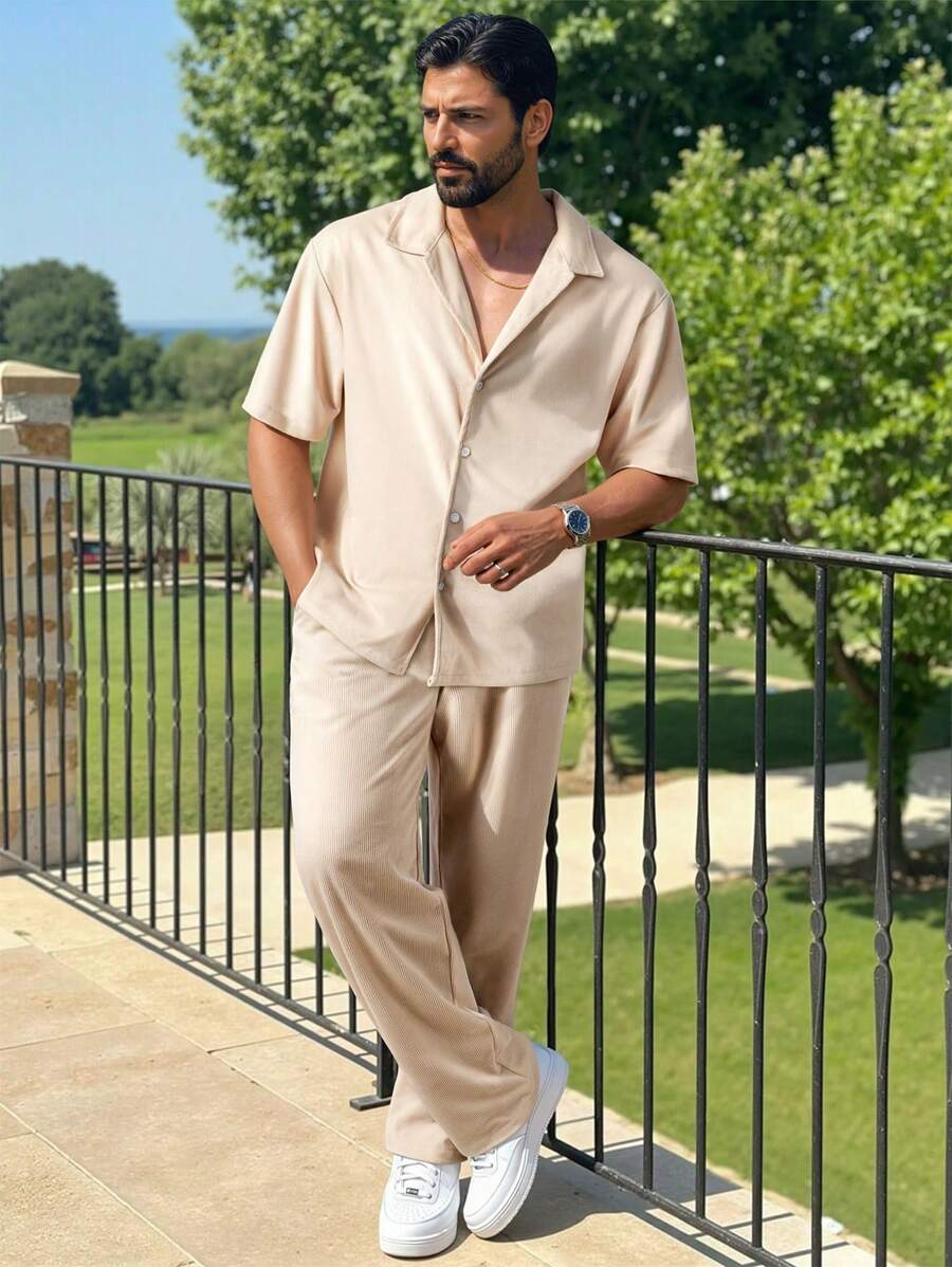 1 Conjunto de camisa y pantalones casuales para hombre, camisa de jacquard de unicolor y conjunto de pantalones casuales, para verano