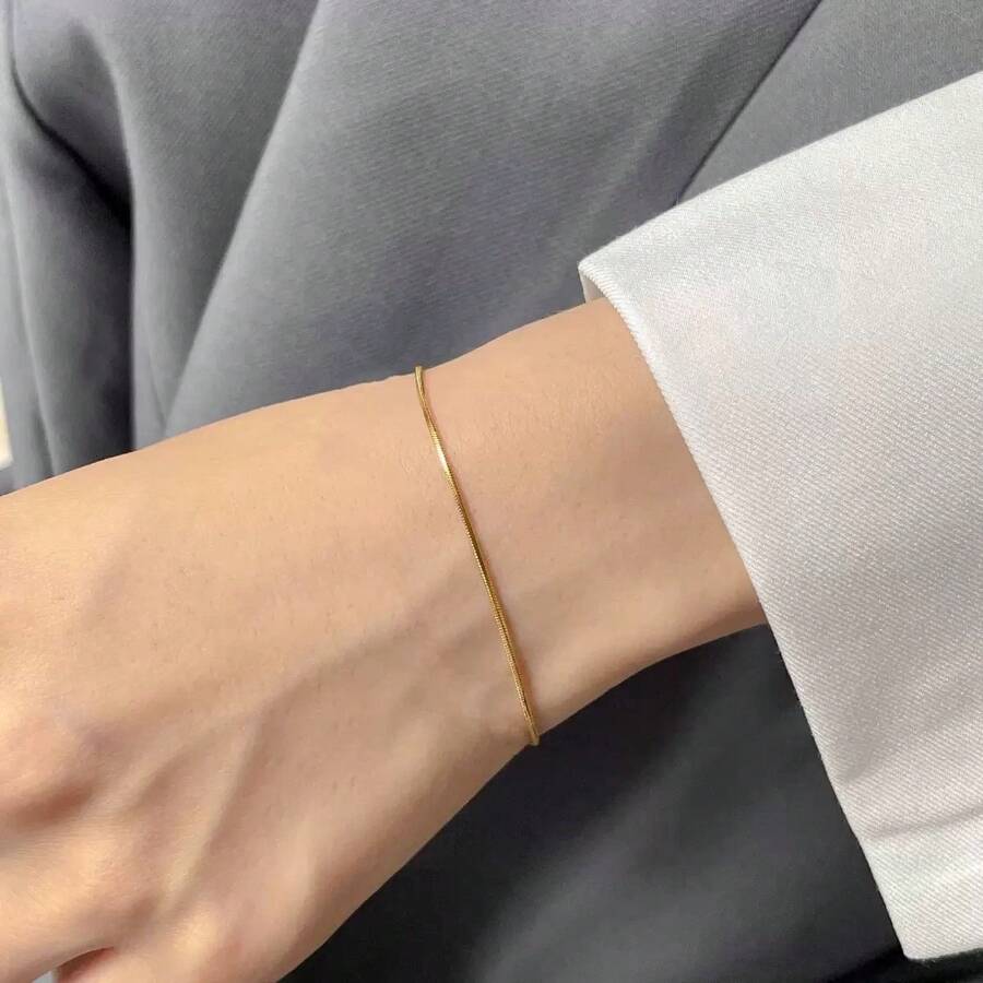 1 pieza Pulsera de cadena de acero inoxidable con diseño de hueso de serpiente en color dorado, elegante y de moda, adecuada para uso diario, Día de San Valentín, fiestas, regreso a la escuela y temporada de graduación