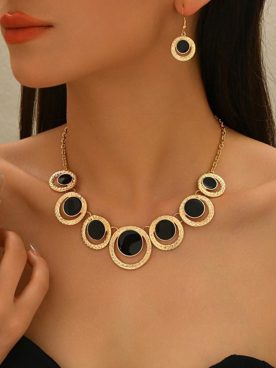 Conjunto de 3 peças de colar geométrico de metal elegante e elegante + brincos, conjunto de joias para mulheres, colar com pingente circular vazado boêmio vintage, adequado para uso diário, viagens, comemoração de feriados, melhores acessórios para presente