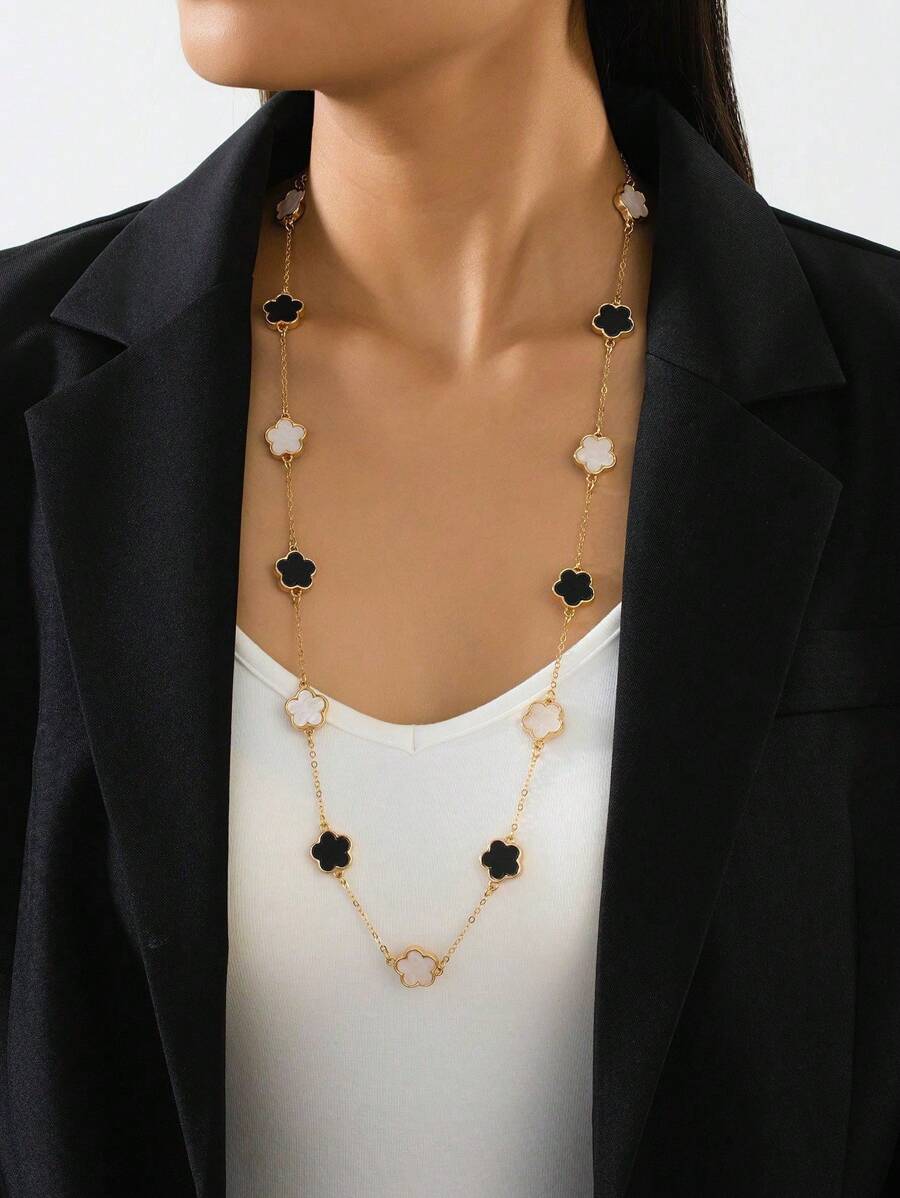 1pc Elegant Luxury Style Lucky Clover Black White Long Sweater Chain, Suitable For Women's Daily Or Party Wear