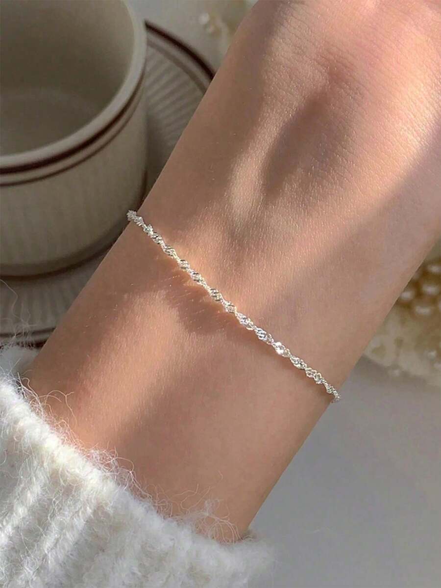 1 Stück minimalistisches Armband mit flacher Edelstahl-Kreuzkette für Frauen