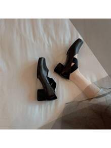 Black Leather/thick Heel