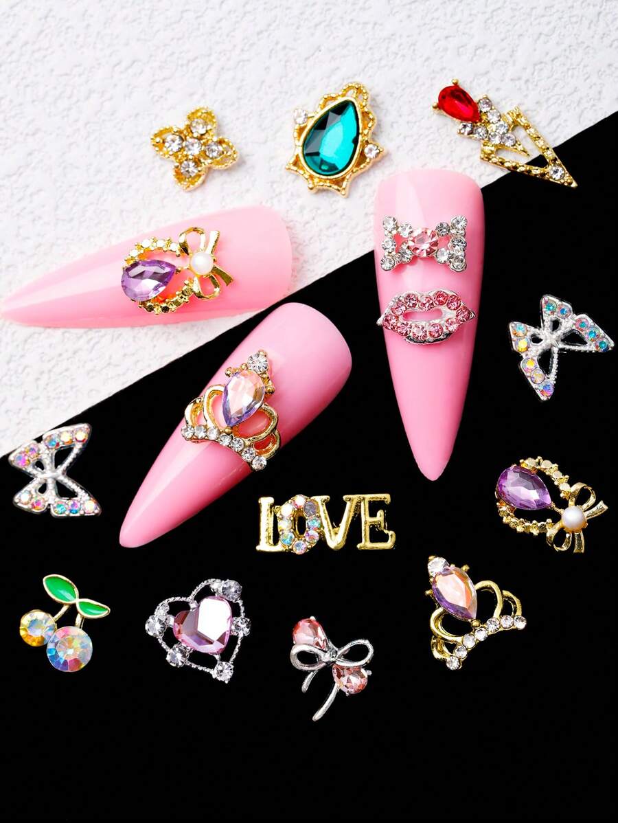 Un paquete de 24 lujosos sets mixtos de uñas de doble color en oro y plata, accesorios de decoración de uñas 3D con rhinestones, flores de diamantes, mariposas, adornos metálicos con forma de cereza, vidrio, cristal, gemas, joyería para uñas, accesorios de manualidades para uñas de niñas, decoración tridimensional