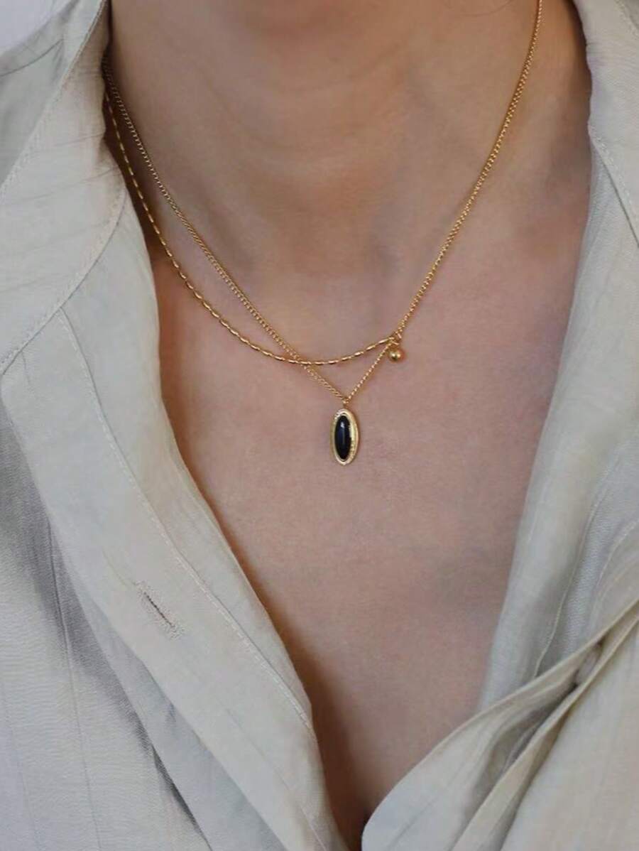 1pc Vintage French Style Titanium Steel Chain Oval Pendant Necklace, Fashionable Minimalist Choker Necklace, Elegant Elegant Neck Accessory