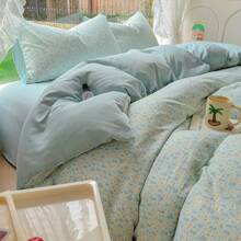 Milk Blue Puff