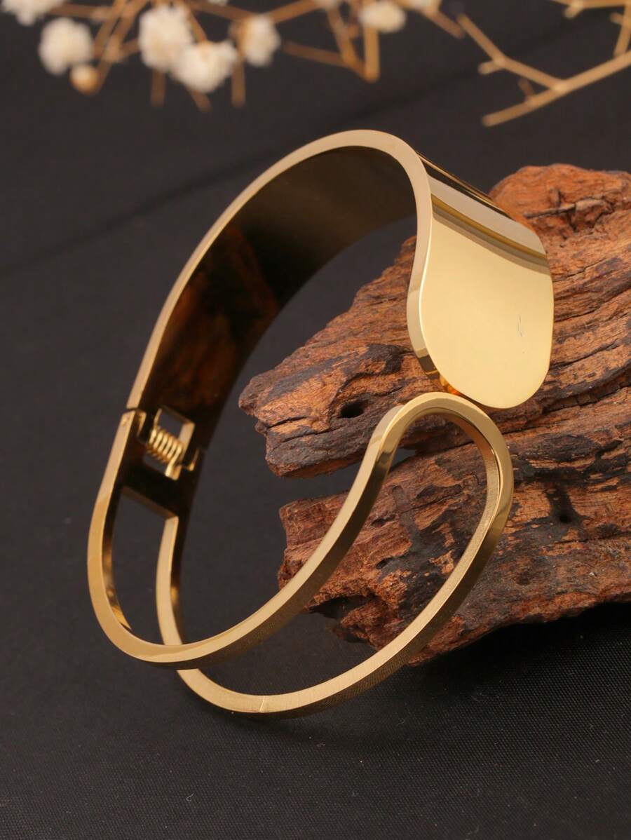 1 pièce Bracelet jonc rond simple en acier inoxydable plaqué or 18 carats. Conception polyvalente personnalisée, convient pour un port quotidien, cadeau pour petite amie ou amie