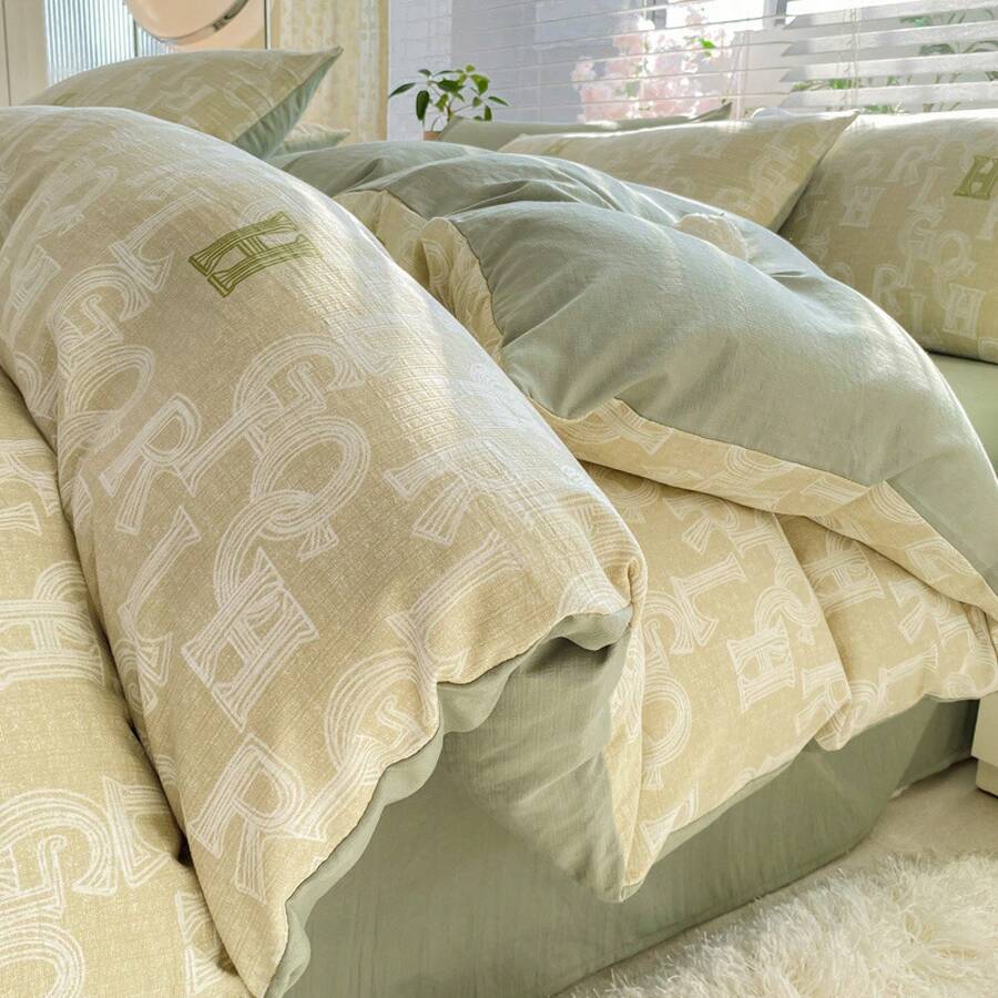 Dormitory Bedding