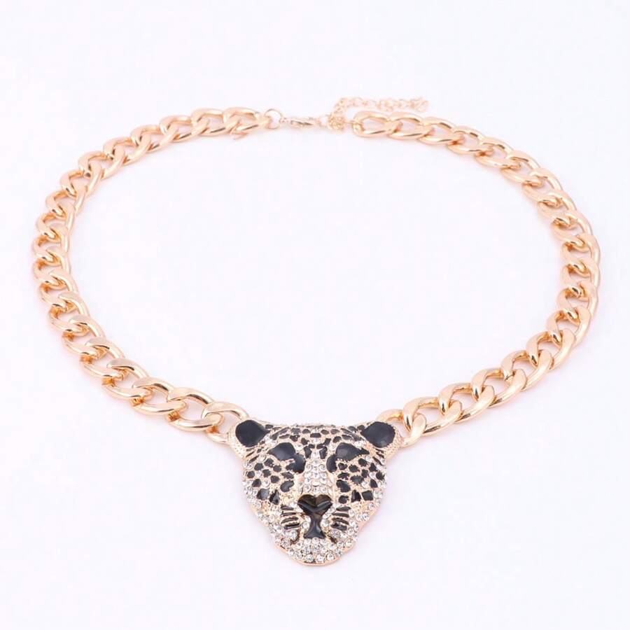 1 Piece Of Women's Queen Style Sweater Accessory Sweater Chain, European And American Style Leopard Head Long Knitted Necklace