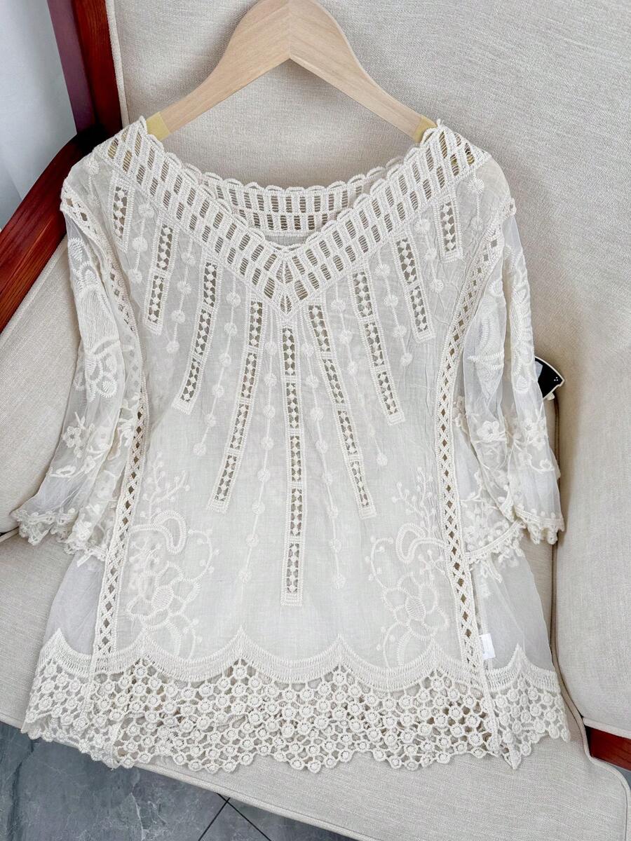 Blusa con cuello en V hueco, de manga media, de encaje francés tejido a ganchillo, top de manga 3/4 de alta gama para mujeres, de verano