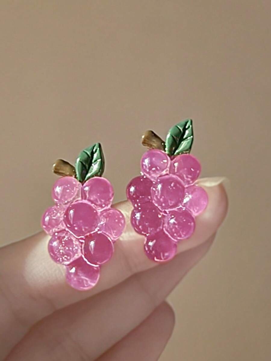 1 par de aretes tipo clip con diseño de uva y fruta, personalizados y lindos